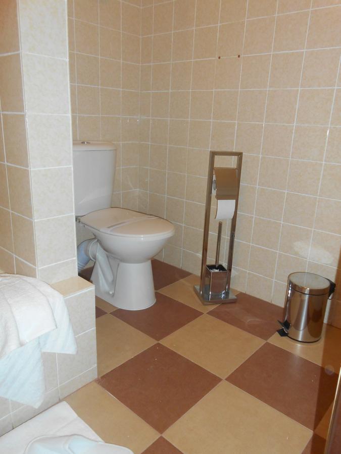Hotel Bítov Екстериор снимка